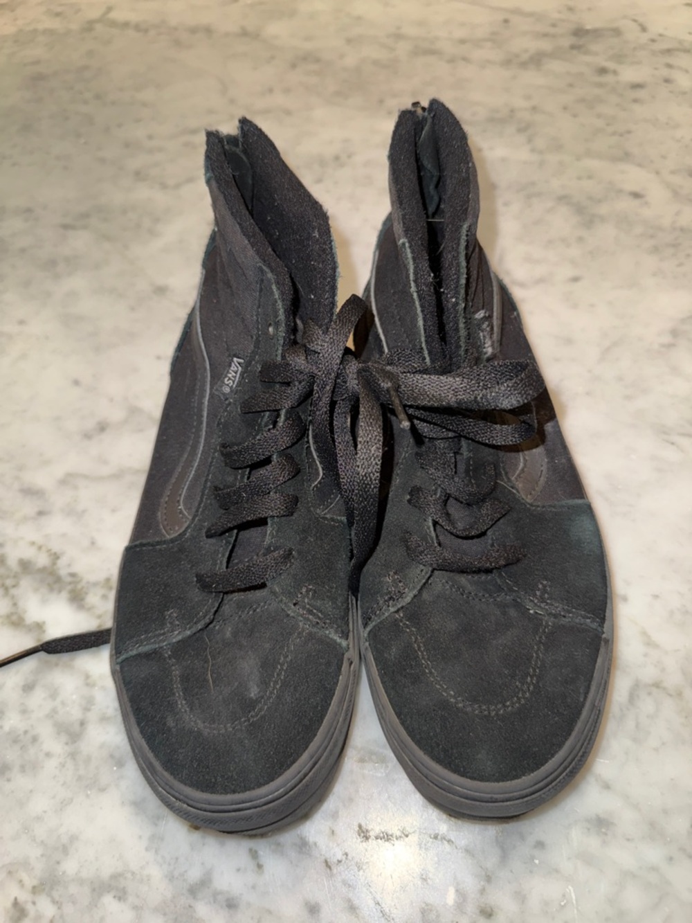 Vans Black High-Top Sneakers‎ 6Y/M and 7.5 W